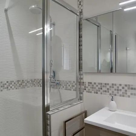Villa Superbe Vue Et Estérel, Neuve Pour 8-10 Personnes, Clim, Piscine Saint-Raphaël