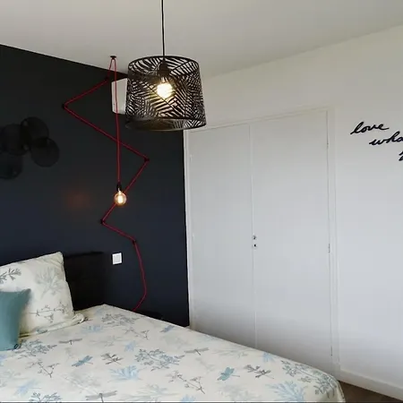 Superbe Vue Et Estérel, Neuve Pour 8-10 Personnes, Clim, Piscine *