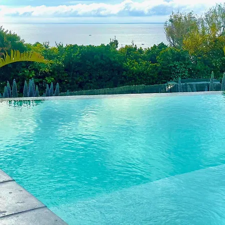 Superbe Vue Et Esterel, Neuve Pour 8-10 Personnes, Clim, Piscine Villa Saint-Raphael (Var)