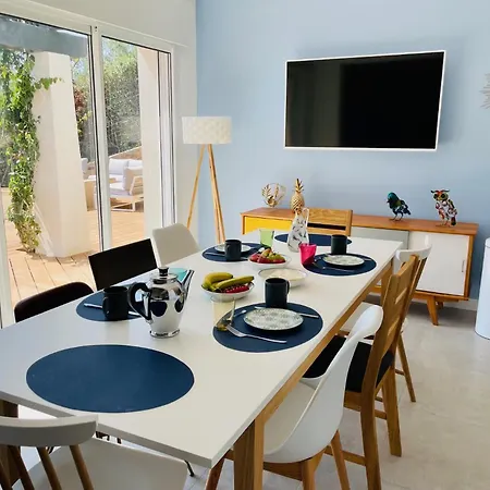 Villa Superbe Vue Et Estérel, Neuve Pour 8-10 Personnes, Clim, Piscine Saint-Raphaël