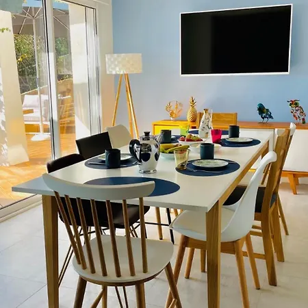 Superbe Vue Et Estérel, Neuve Pour 8-10 Personnes, Clim, Piscine *