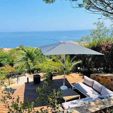 Superbe Vue Et Esterel, Neuve Pour 8-10 Personnes, Clim, Piscine Villa *